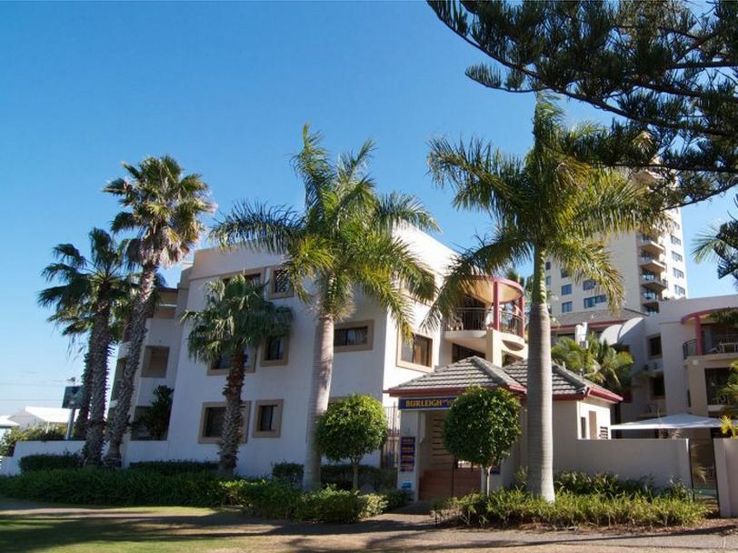 Burleigh On The Beach Gold Coast Exterior photo